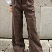 PANTS ALDA "CHECKS"    SALE ITEMS CAN NOT BE RETURNED OR EXCHANGED