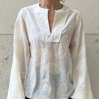 BLOUSE CLAIRE "ECRU EMBROIDERY"    SALE ITEMS CAN NOT BE RETURNED OR EXCHANGED