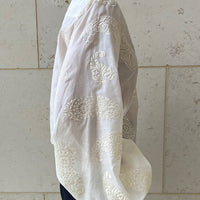 BLOUSE CLAIRE "ECRU EMBROIDERY"    SALE ITEMS CAN NOT BE RETURNED OR EXCHANGED